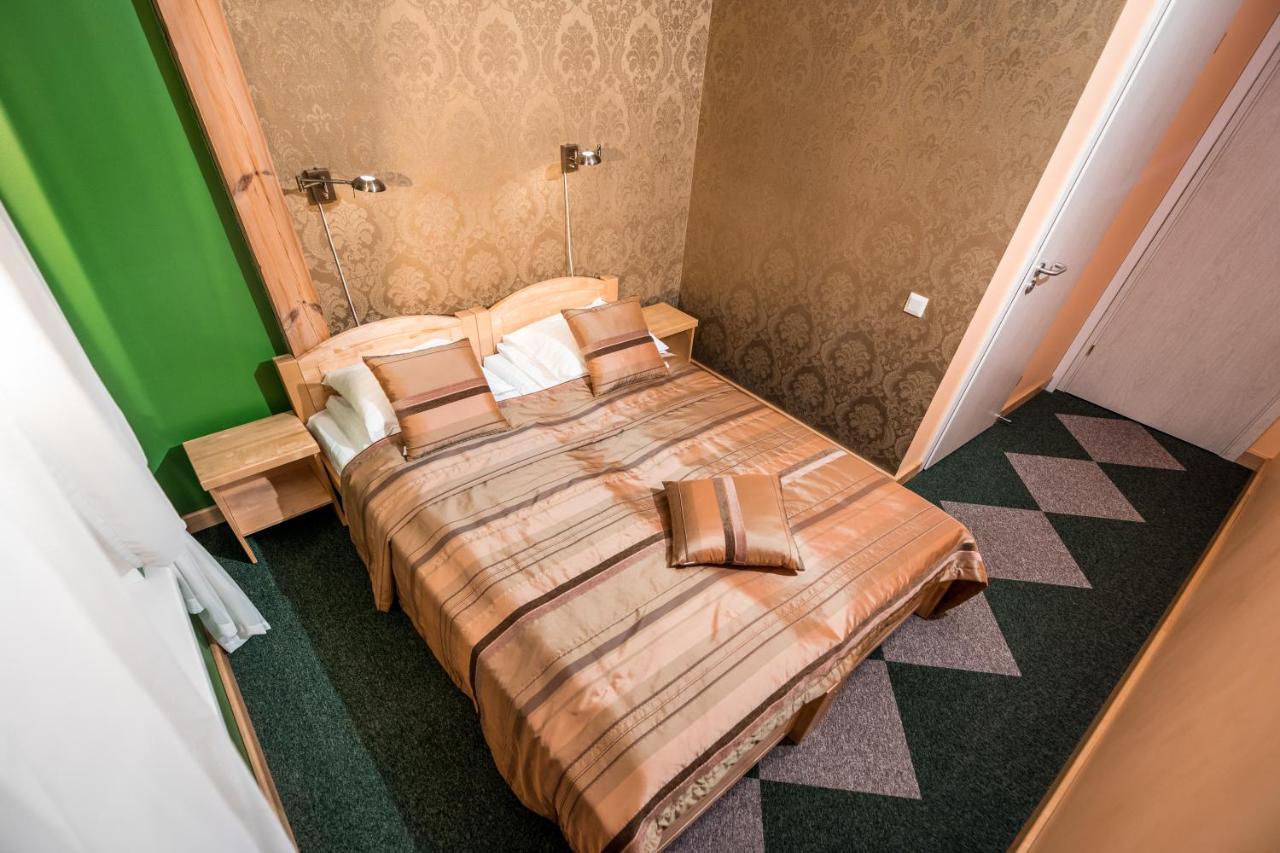 Abzali Hotel And Restaurant With Self Check-In Ādaži Eksteriør bilde