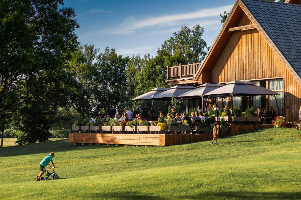 Abzali Hotel And Restaurant With Self Check-In Ādaži Eksteriør bilde